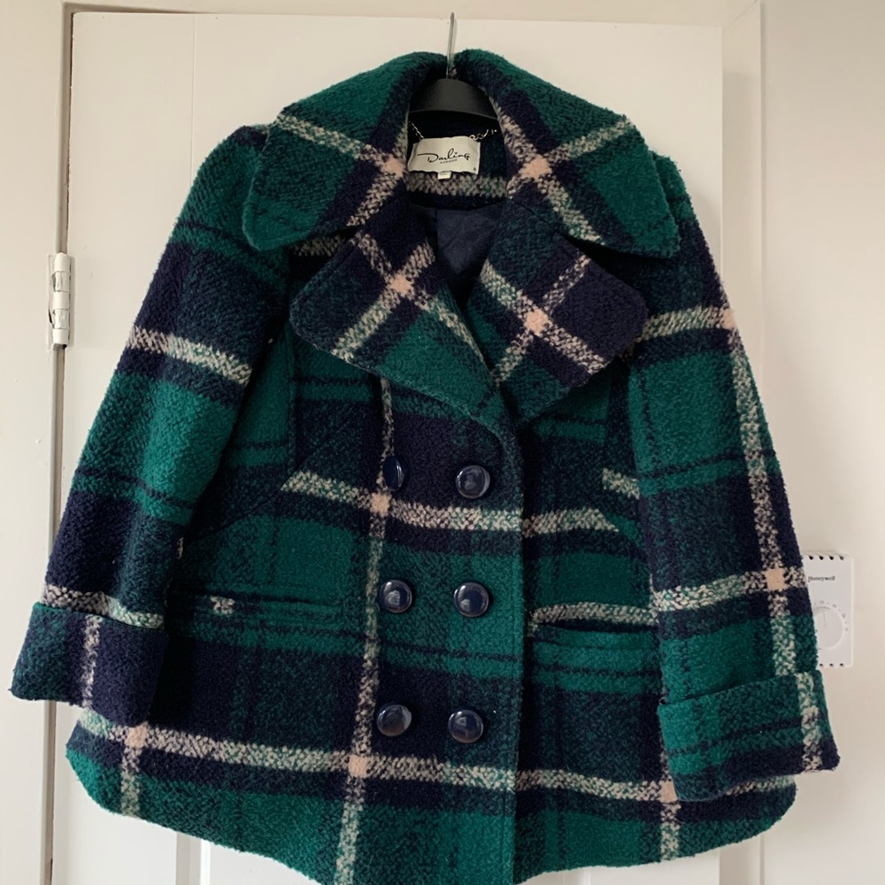 Beautiful plaided coat